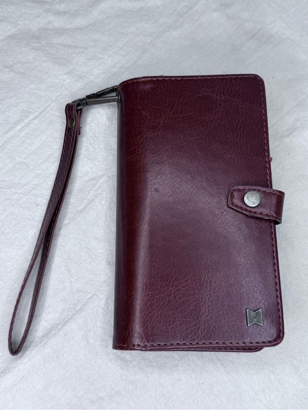 HOBO International Cognac Brown Leather Trifold Wristlet Organizer Wallet